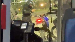 Motochorros protagonizaron un violento robo en Lanús&nbsp;