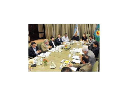 María Eugenia Vidal en su primera reunión de Gabinete.