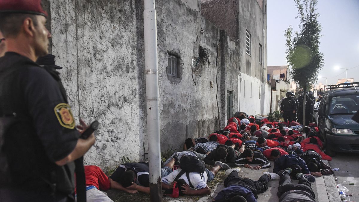 More than 100 Independent bars arrested in the midst of a thick climate between factions