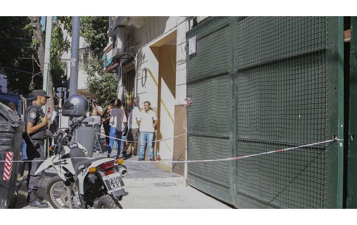 Encontraron un cuerpo enterrado en escombros en una obra en construcción