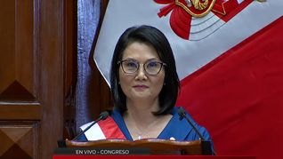 La nueva presidenta iniciaió un mandato de cinco años tras imponerse por menos de 50.000 votos, en la segunda vuelta electoral.