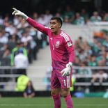 A sus 26 años de edad, el arquero de las Chivas Rayadas del Guadalajara Raúl Tala Rangel es el más joven en debutar en una Copa del Mundo desde Corea-Japón 2002. A sus 26 años de edad, el arquero de las Chivas Rayadas del Guadalajara Raúl Tala Rangel es el más joven en debutar en una Copa del Mundo desde Corea-Japón 2002.