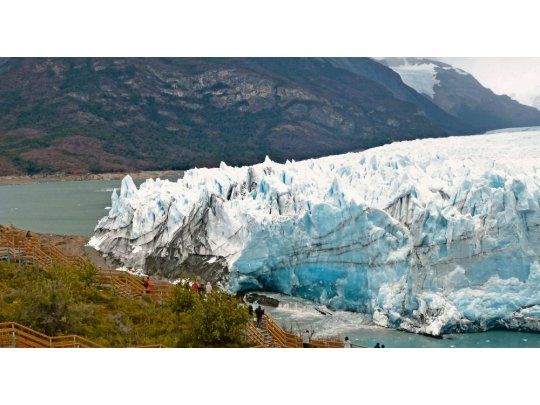 El glaciar Perito Moreno inició su proceso de ruptura