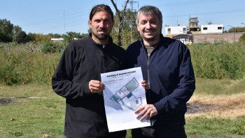 Máximo Kirchner visitó las obras de la Iglesia en La Matanza. Fue el cura de la parroquia San José Nicolás El Tano Angelotti.