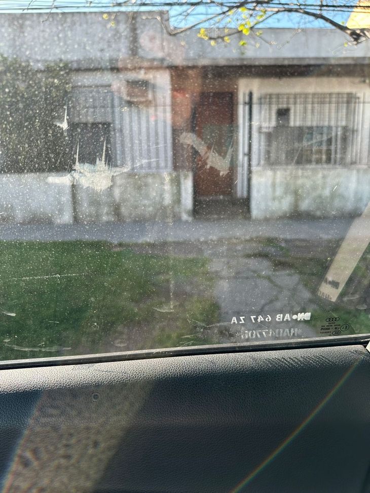 La investigación se hizo durante varios días. La investigación se hizo durante varios días.