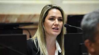 Losada planteó los objetivos del bloque frente a la situación del país: Queremos que la gente pueda producir, trabajar, jubilarse con un mejor monto y pueda educarse de la mejor manera. 