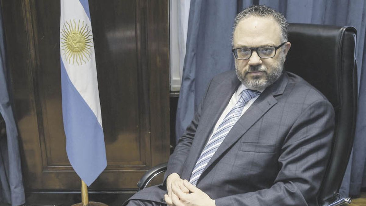 Kulfas highlighted that 2021 ended with a profound productive recovery