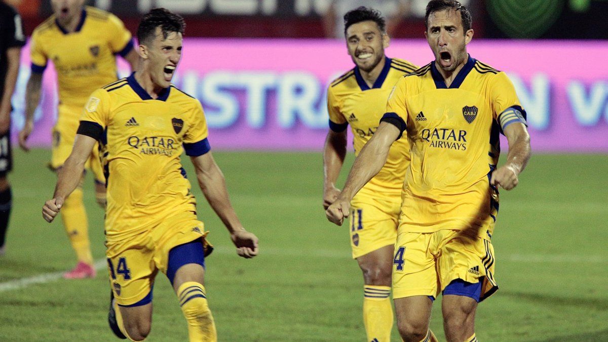 Boca-Sarmiento: Horario, TV y formaciones