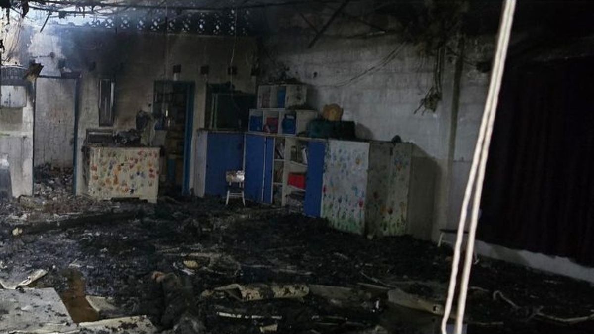 Looting, fire and destruction in a kindergarten in Longchamps