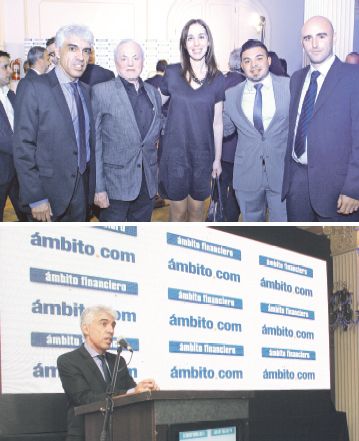 Mármol y Vignatti con Vidal, en otra postal del evento. El director de Contenidos de Indalo Media fue el  encargado de invitar al brindis por el futuro del diario.