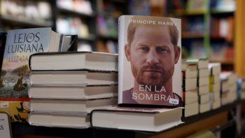 el libro del principe harry es el numero uno en ventas a nivel mundial