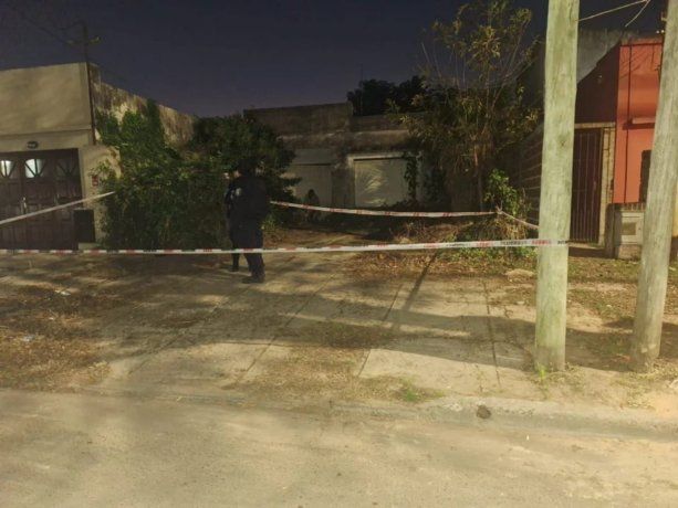 El hombre dijo que su mamá murió en noviembre de 2021 durante la cena, aparentemente por un paro cardíaco.
