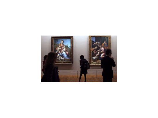 Estas guías buscan estimular y simplificar la visita en el Louvre al tener vocación de ser un interesante instrumento de comunicación destinado a todos los públicos, tanto a especialistas como a turistas.