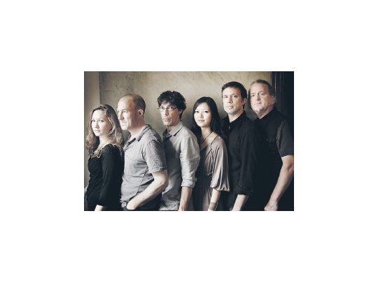 El cierre  del ciclo de Conciertos de Música Contemporánea del Teatro San Martín estará a cargo del afamado grupo Bang on a Can (viernes 29 en la Casacuberta y sábado 30 en la Usina del Arte.)