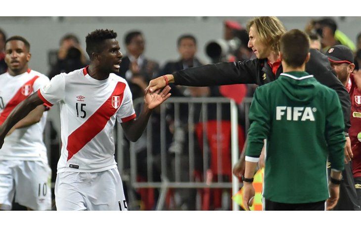 Gareca logró el pase al Mundial con Perú.