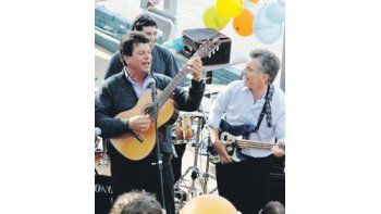 La semana pasada, Mauricio Macri se sumó al lanzamiento de la campaña de Saliva.