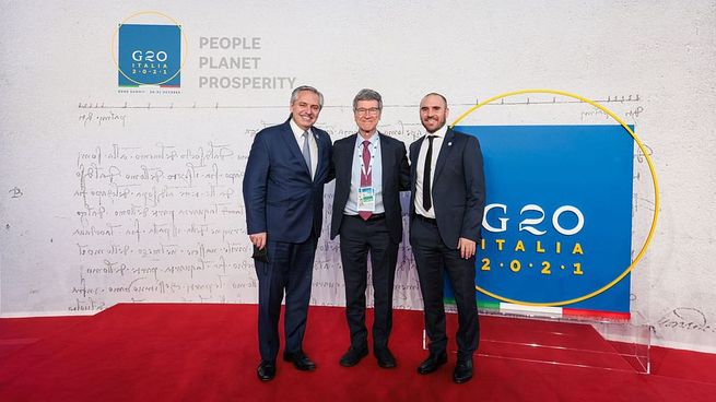 Alberto Fernández y Martín Guzmán se reunieron con Jeffry Sacks en Roma, en el marco de la Cumbre del G20.