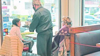 Resistencia. Lo bares permanecen abiertos en la ciudad balnearia.