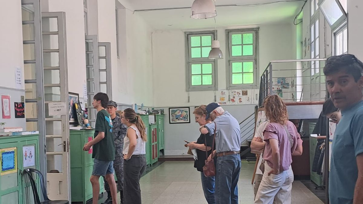 Ballot in Uruguay: 80.9% of the voters have already voted
