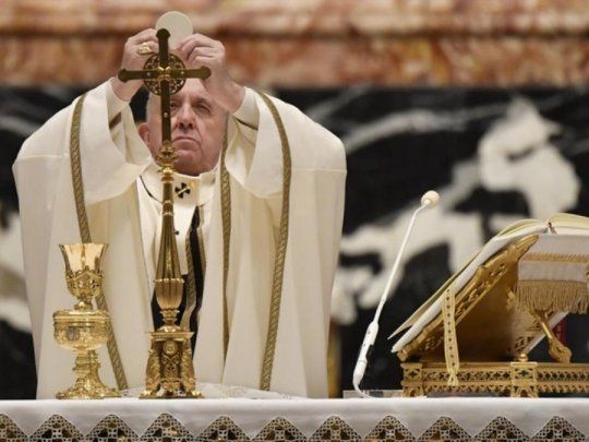 El papa Francisco durante la misa de Gallo.