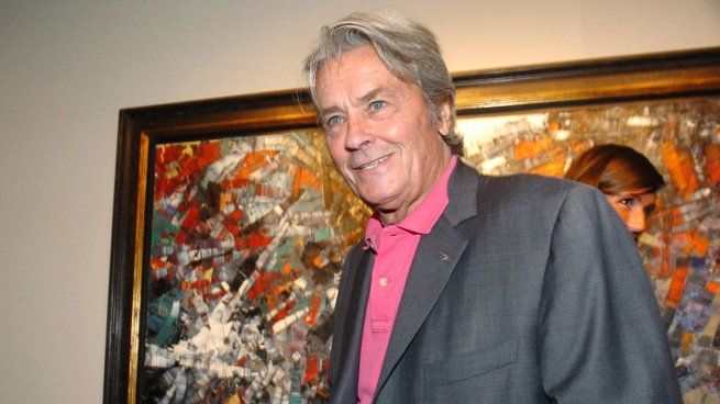 Alain Delon auctions his art collection: “These works are part of my life”
