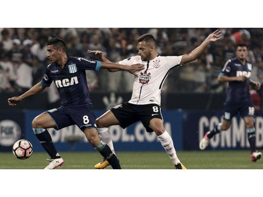 Racing insistió y se trajo un buen resultado de Brasil
