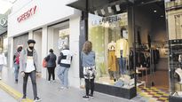 consumo: destacan que el paquete de medidas que prepara el gobierno puede ayudar a sostener la demanda