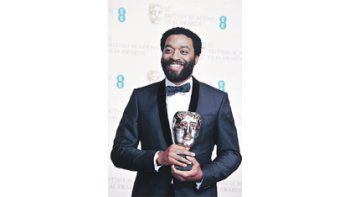 Chiwetel Ejiofor se quedó con el Bafta a Mejor Actor por “12 años de esclavitud”.