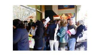 Continúa en alza el desempleo en Grecia.