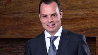 Olegario Vázquez Aldir, hijo de Vázquez Raña.