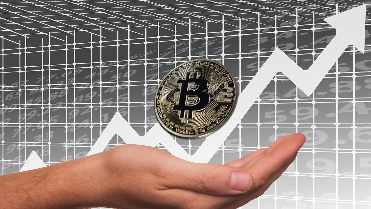 Cryptocurrencies fly to 19% and Bitcoin manages to overcome a key threshold