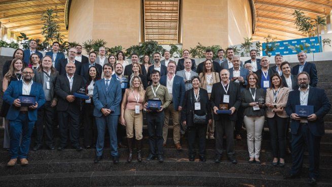 Las distinciones se organizaron en cinco categorías específicas, apuntando a reconocer el rendimiento técnico, la formación continua, el impacto positivo y la mejora de costos