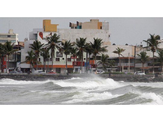 Tras el sismo, la naturaleza volvió a desafiar a México con el huracán Katia