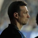 Lionel Scaloni ya tendría definidos 24 de los 26 futbolistas que disputarán el Mundial 2026 con la Selección Argentina. Lionel Scaloni ya tendría definidos 24 de los 26 futbolistas que disputarán el Mundial 2026 con la Selección Argentina.