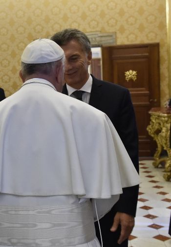 Macri se reunió con Francisco en el Vaticano (foto 1)