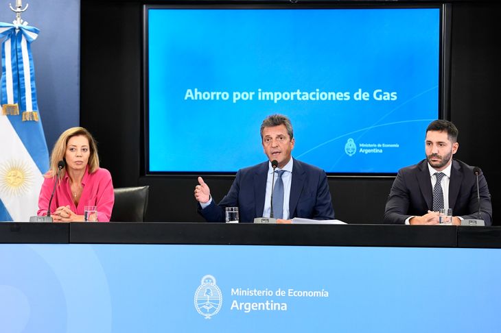 Sergio Massa anunció el ahorro por importaciones de gas en conferencia de prensa.