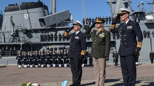 El hundimiento del Belgrano es considerado por Argentina como un crimen de guerra. El hundimiento del Belgrano es considerado por Argentina como un crimen de guerra.