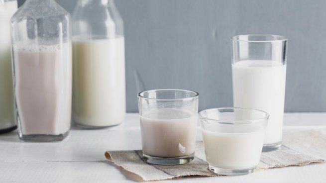 La leche es un alimento básico de la canasta.