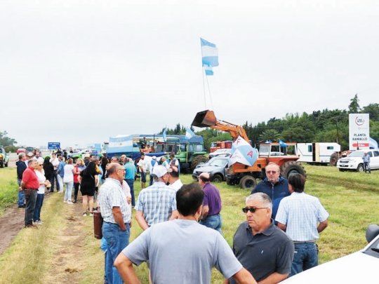 Alerta. El campo volvió a protestar por la presión impositiva. Esta vez fue al costado de rutas.