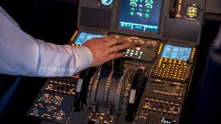 La ANAC es la autoridad aeronáutica que se encarga de regular y fiscalizar la aviación civil del país