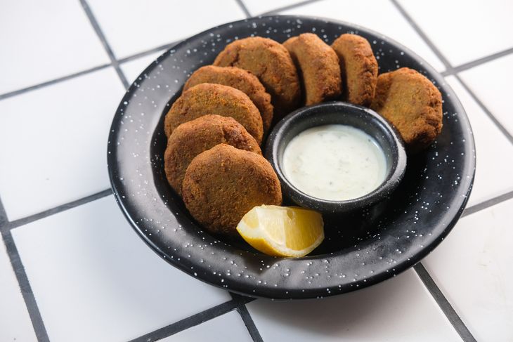 Bulebar - falafel. Bulebar - falafel.