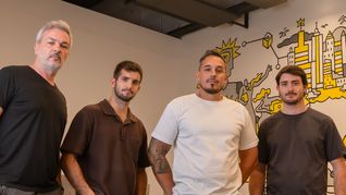 Joaquín Fagalde (segundo desde la izquierda) y el resto del equipo de la fintech Depay. Joaquín Fagalde (segundo desde la izquierda) y el resto del equipo de la fintech Depay.