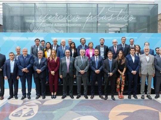 Alberto Fernández encabezó una reunión de ministros del Gabinete del Cambio Climático.