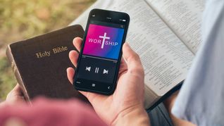 Qué piensa la Iglesia sobre la lectura de la Biblia por medio de aplicaciones