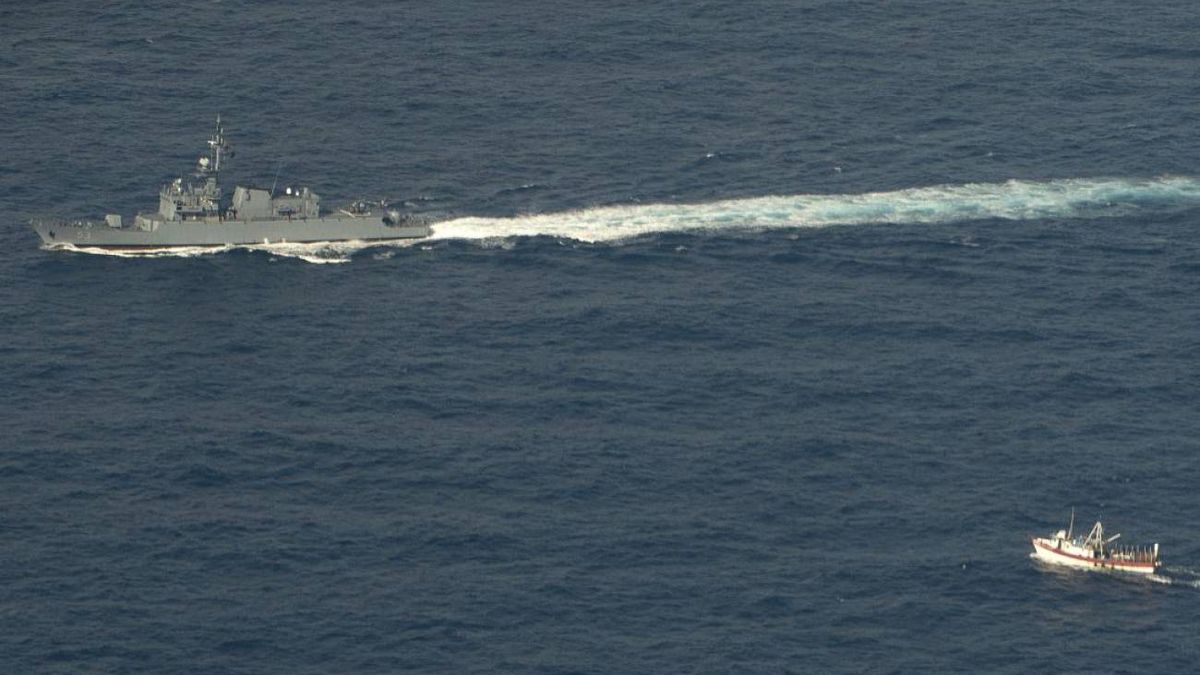 The ICJ rules in favor of Nicaragua and orders Colombia to cease interference in its waters