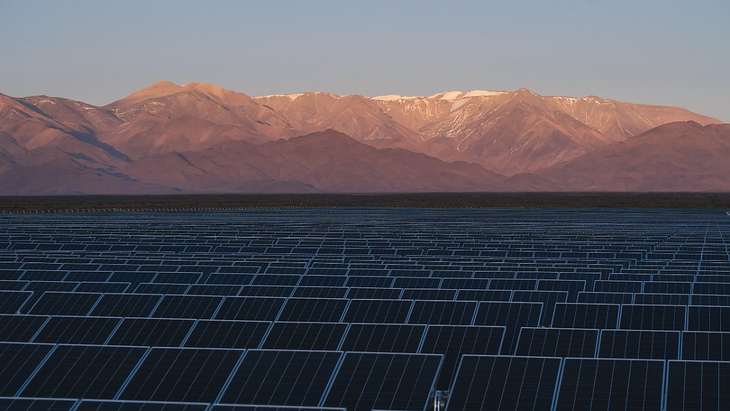 Central Puerto construirá el Parque Solar San Carlos, ubicado a pocos kilómetros de Cafayate, con una inversión de u$s20 millones. El proyecto contará con 15 MW de potencia y una generación anual proyectada de 45 GWh, equivalente al consumo de 11.500 hogares. Central Puerto construirá el Parque Solar San Carlos, ubicado a pocos kilómetros de Cafayate, con una inversión de u$s20 millones. El proyecto contará con 15 MW de potencia y una generación anual proyectada de 45 GWh, equivalente al consumo de 11.500 hogares.