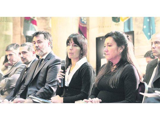 Tándem. Pamela Verasay y Laura Machado en la comisión de Industria.
