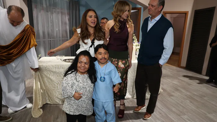 Maribel Guardia, Raquel Bigorra, Ricardo Margaleff y Rodrigo Murray son algunos de los actores de trayectoria consolidada que acompañarán a Abelito en su primer protagónico televisivo. Maribel Guardia, Raquel Bigorra, Ricardo Margaleff y Rodrigo Murray son algunos de los actores de trayectoria consolidada que acompañarán a Abelito en su primer protagónico televisivo.