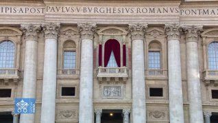 Empleados del Vaticano se declaran insatisfechos y denuncian injusticias y maltrato. Empleados del Vaticano se declaran insatisfechos y denuncian injusticias y maltrato.