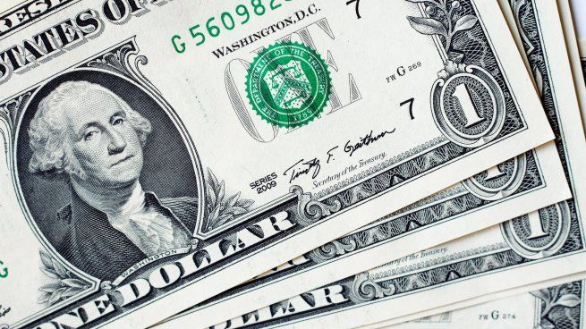 El dólar mayorista se resiste a subir.